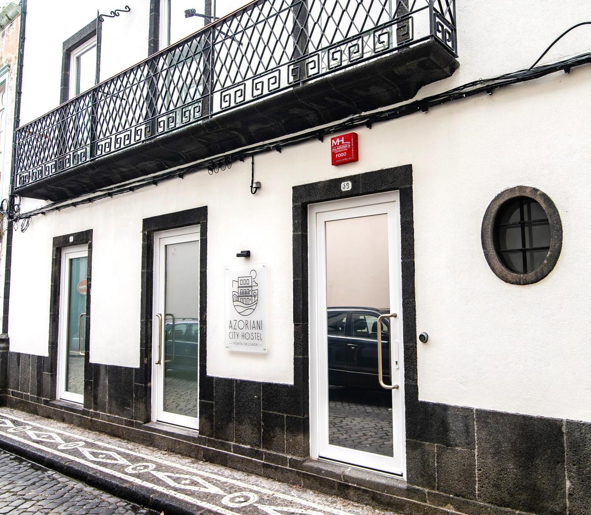 Azoriani City Hostel Ponta Delgada Exterior foto